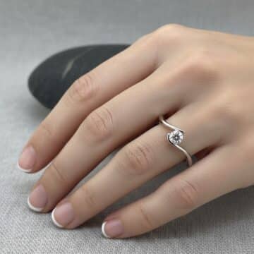 Solitario de Oro Blanco de 18k Pandora - Imagen 2