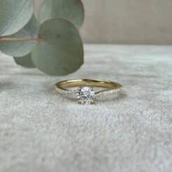 Anillo oro amarillo