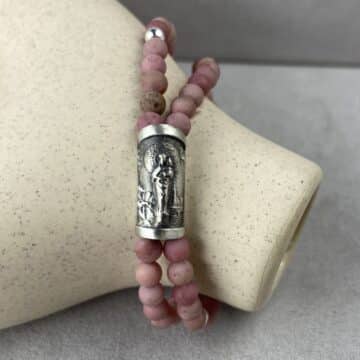 Pulsera de la Virgen del Pilar con piedras naturales