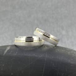 Alianzas de Plata y oro 14k sintetizado con Relieve