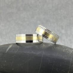 Alianzas de plata y oro sintetizado 14k · Banda central amarillo