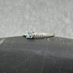 Un clásico elegante y minimalista para ese regalo especial