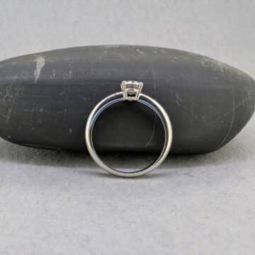 Anillo Solitario Oro Blanco 18k con Diamante de Laboratorio 1ct - Imagen 3