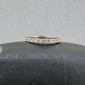 Media Alianza de Diamantes con engaste en garras 0.20cts - Imagen 3