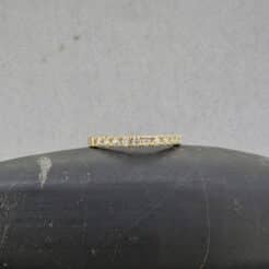 Anillo de Compromiso con Diamantes en oro amarillo